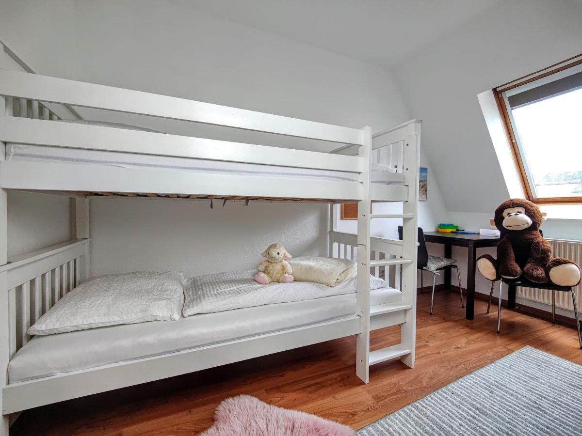 Yourfavoritebed 100M2 Designwohnung Mit Vollausstattung Plauen Exterior foto
